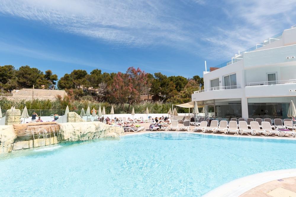 FERGUS Style Cala Blanca Suites Santa Ponsa Esterno foto