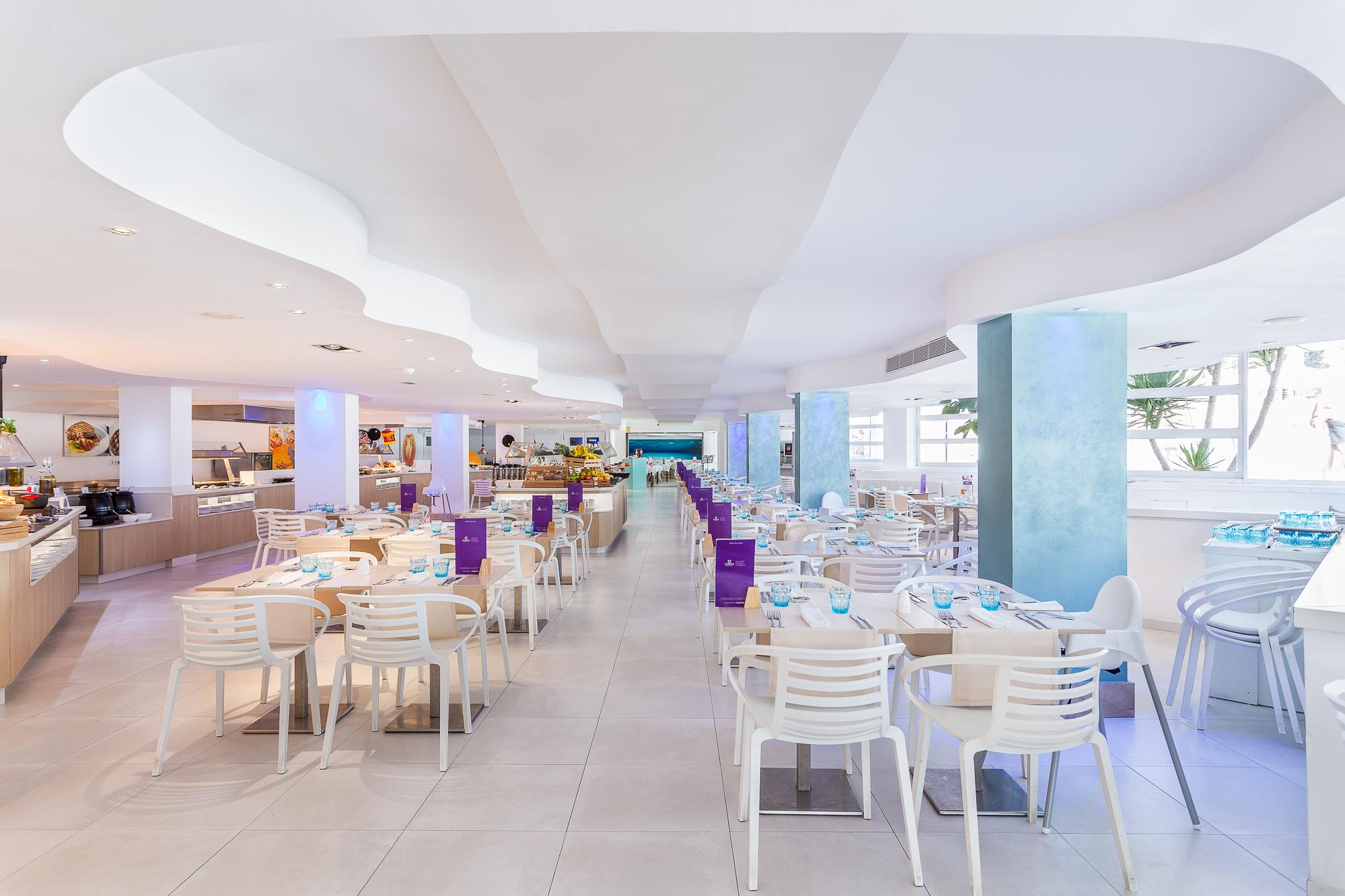 FERGUS Style Cala Blanca Suites Santa Ponsa Esterno foto