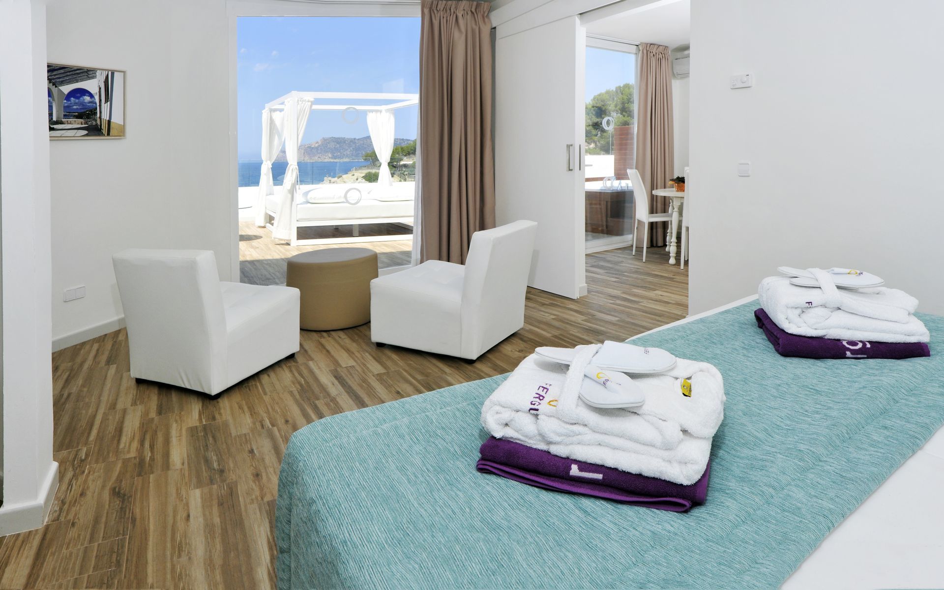 FERGUS Style Cala Blanca Suites Santa Ponsa Esterno foto