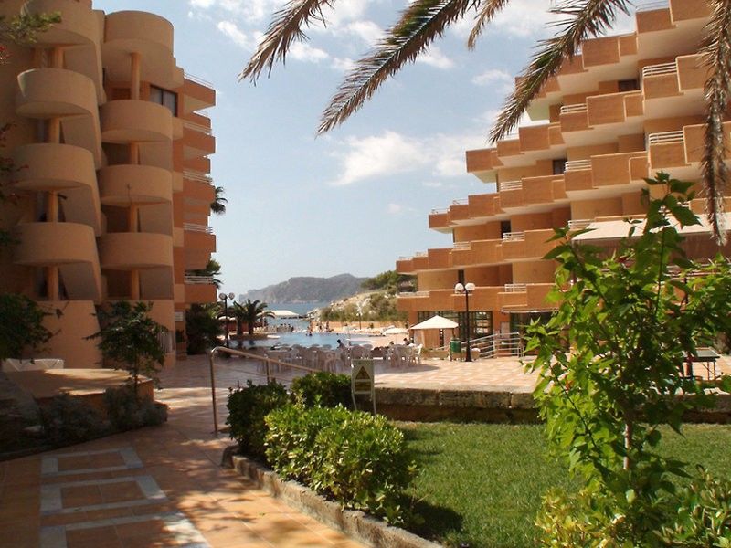 FERGUS Style Cala Blanca Suites Santa Ponsa Esterno foto